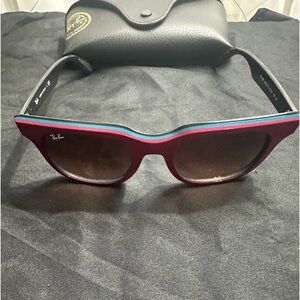 Ray-Ban Sunglasses Ray-Ban RB4368 652087